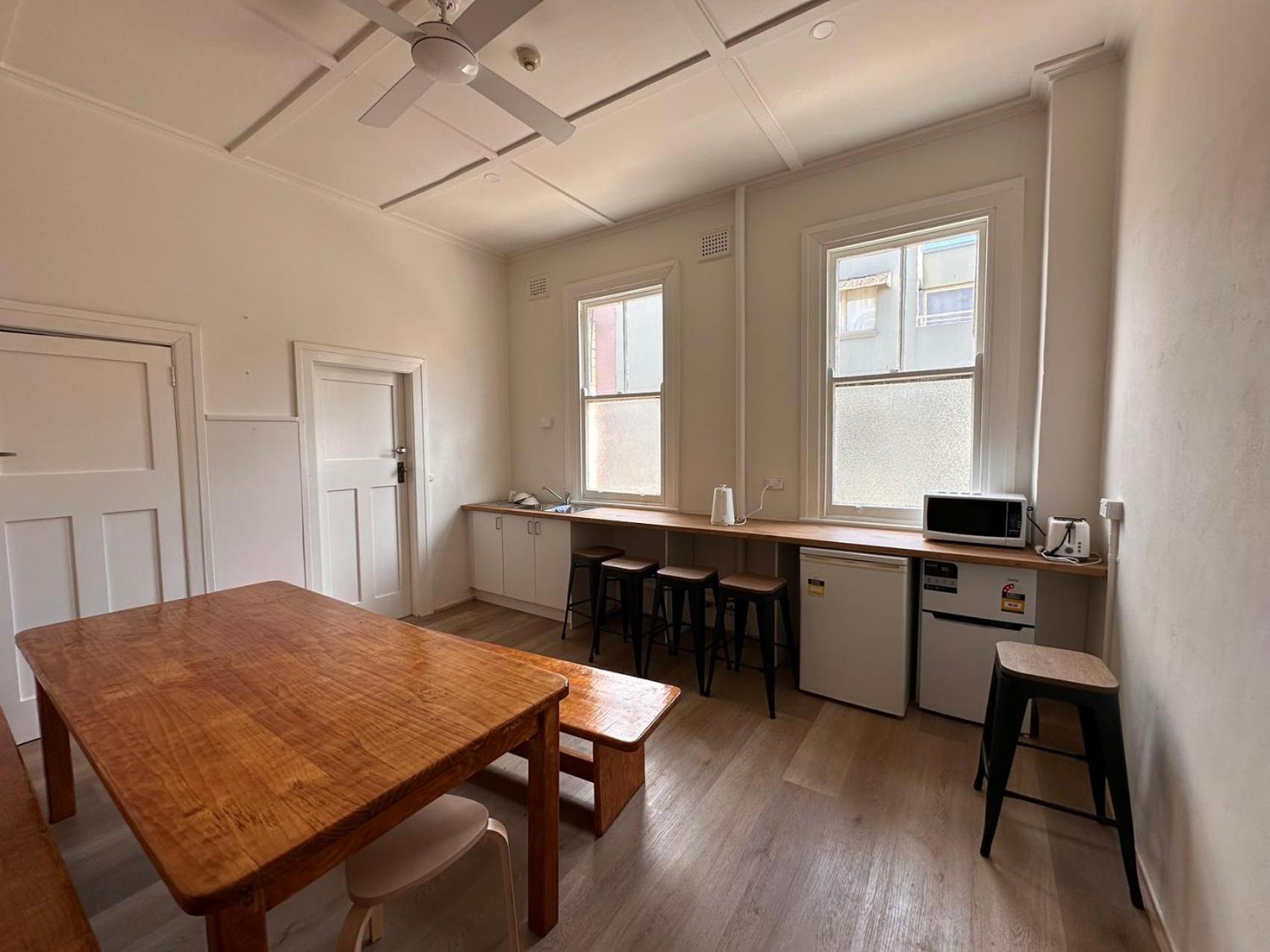 Leichhardt Centre Comfy Hostel *