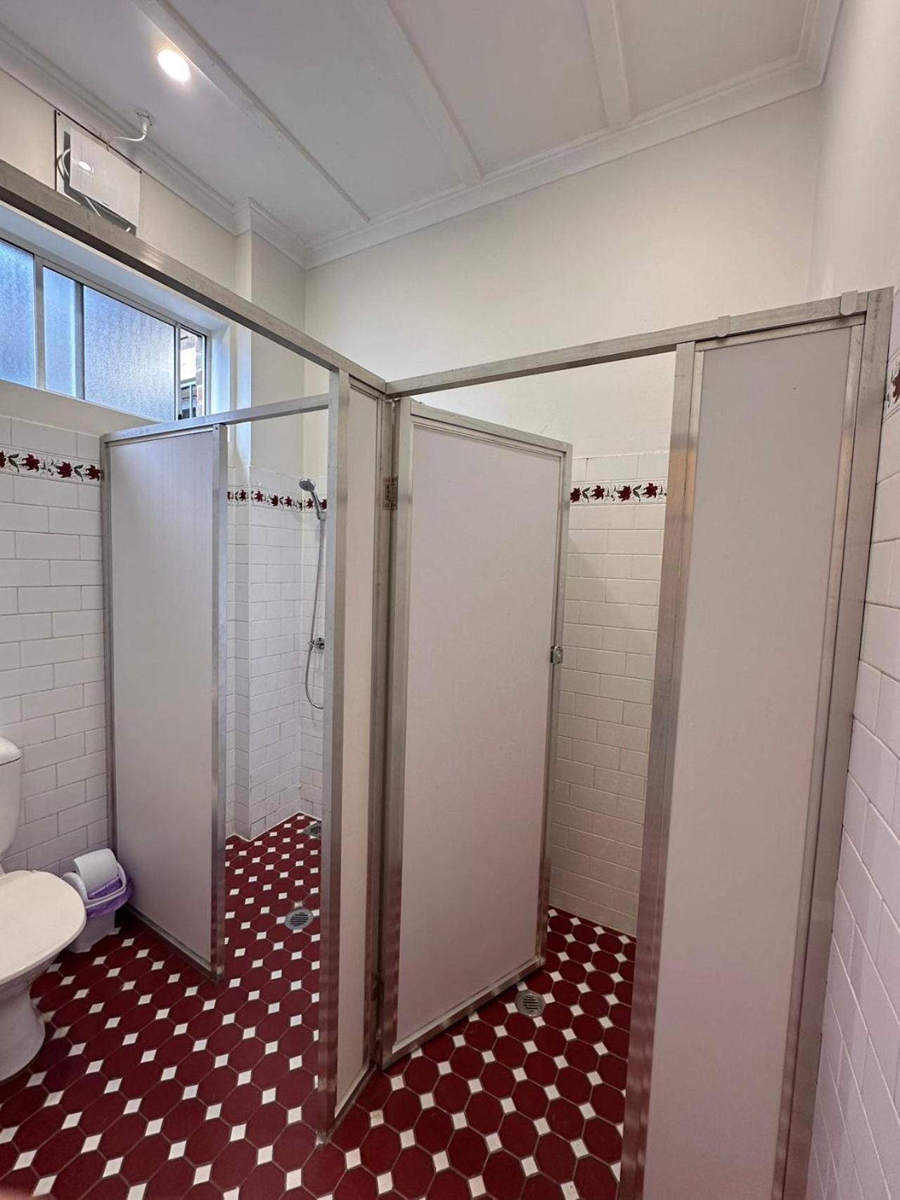 Leichhardt Centre Comfy Hostel